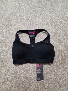 Under Armour HeatGear Front Zip Sports Bra Black Racerback Padded Size 32DD